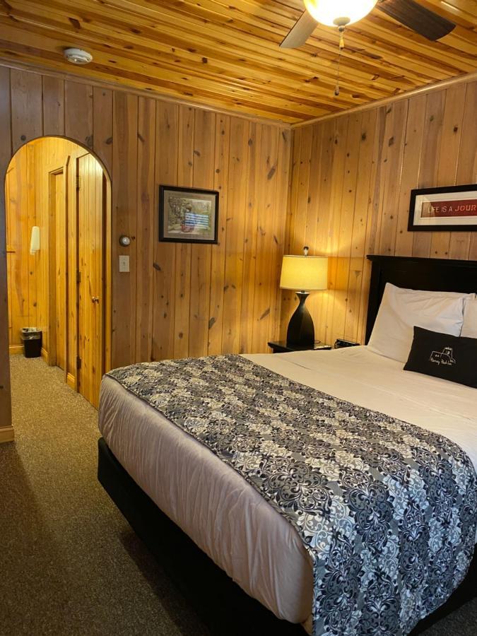Harney Peak Inn Hill City Dış mekan fotoğraf